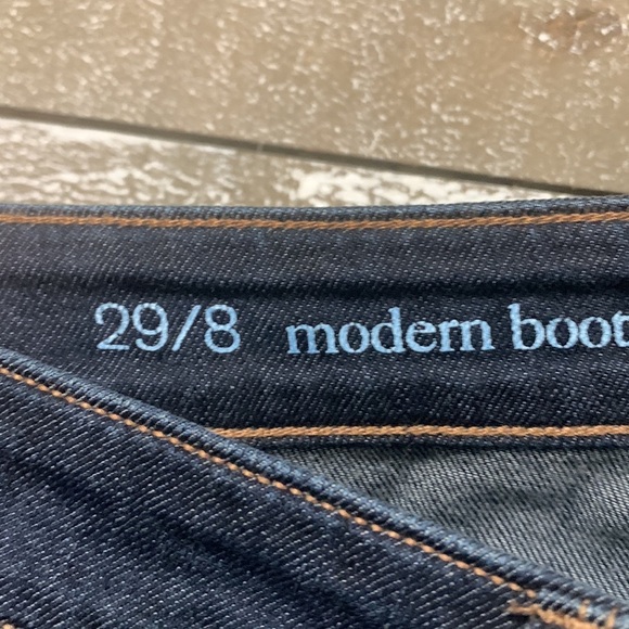 Ann Taylor Loft Modern bootcut dark wash jeans size 8 - Picture 4 of 6